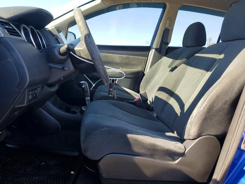 2011 Nissan Versa 1.8 s