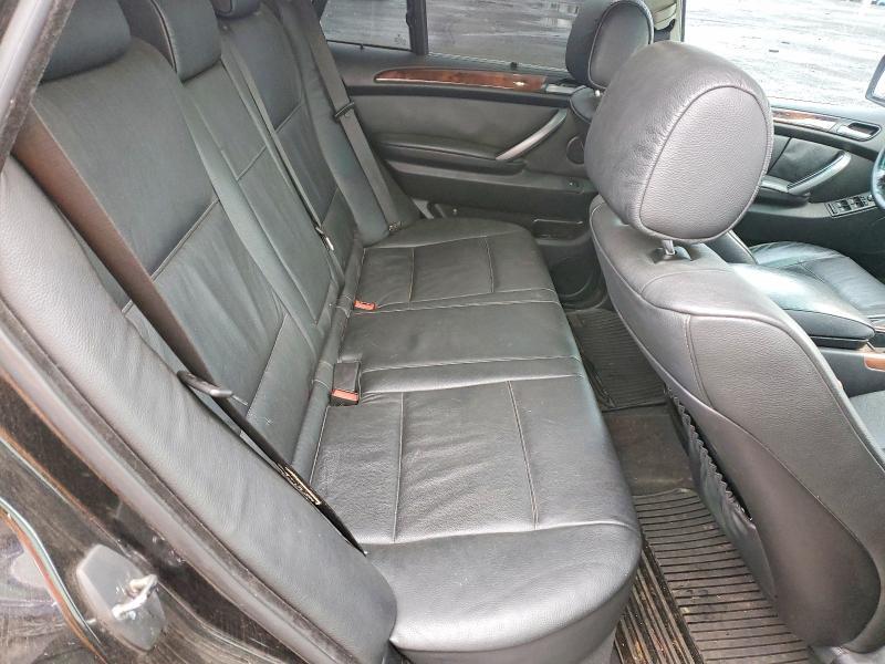 2005 BMW X5 4.4i