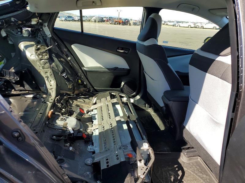 2018 Toyota Prius Three