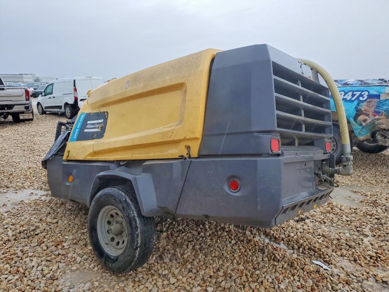 2018 Atlascopco 2018 Atlas Copco Xavs 400CD8 AIR Compressor