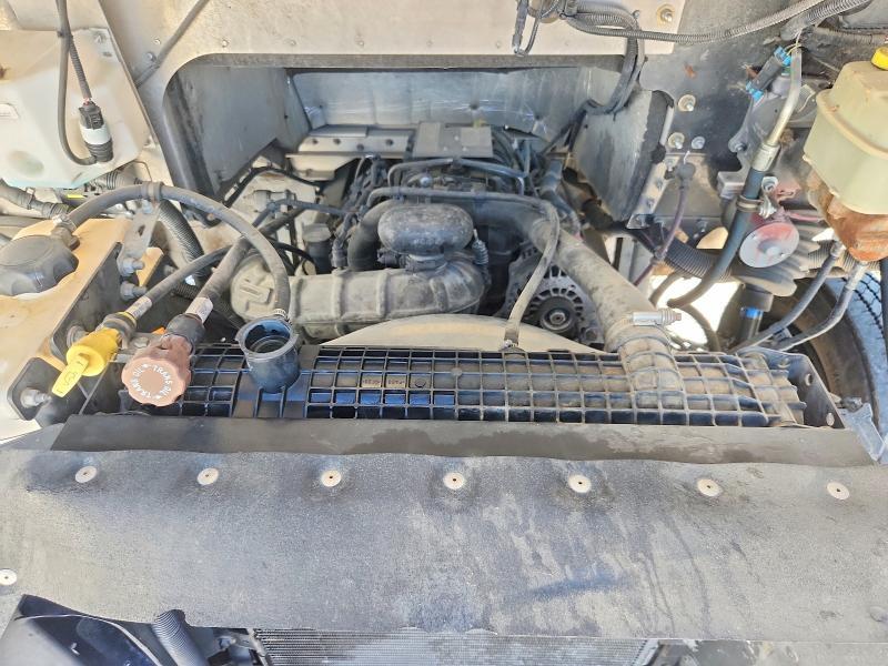 2021 Freightliner MT45G Chassis Delivery Truck