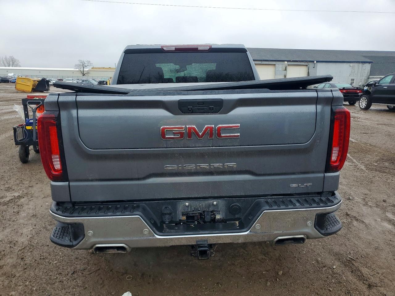 2021 GMC Sierra K1500 SLT