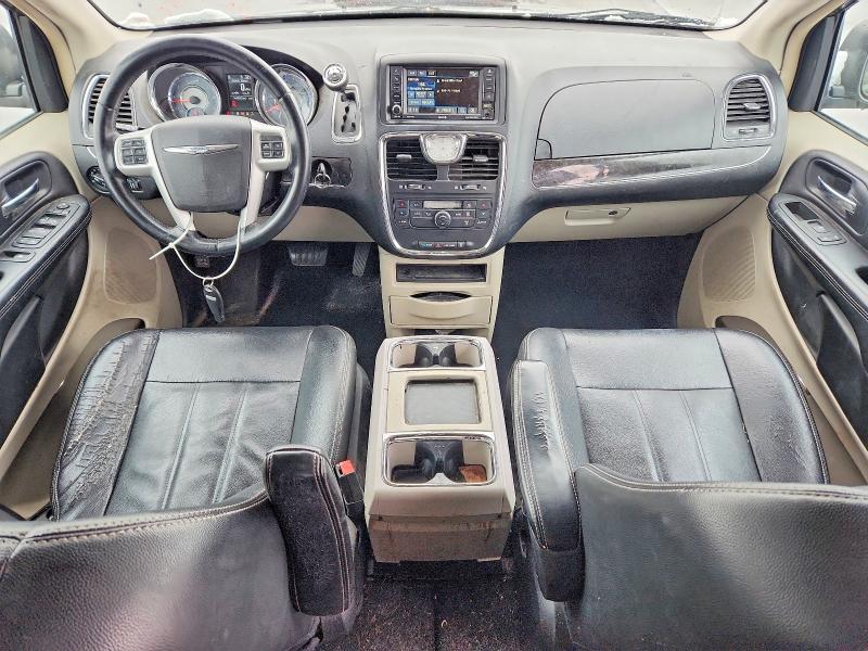 2015 Chrysler Town & Country Touring