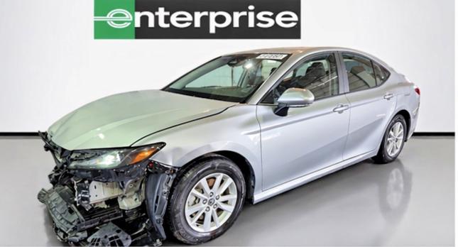 2025 Toyota Camry le