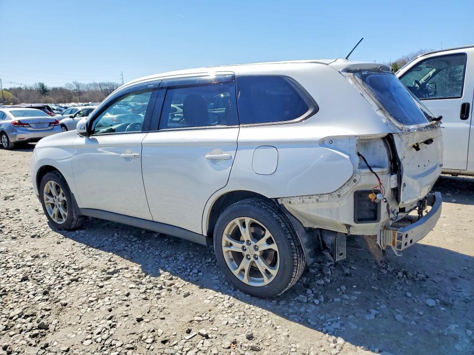 2014 Mitsubishi Outlander se