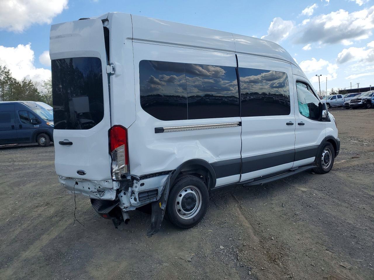 2025 Ford Transit T-350