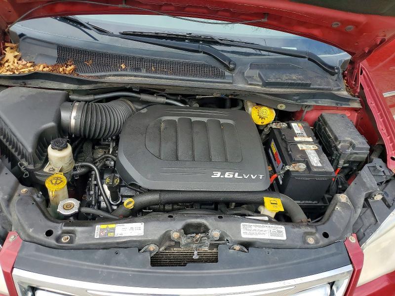 2014 Chrysler Town & Country Touring