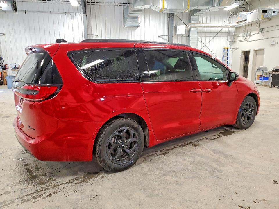 2024 Chrysler Pacifica Hybrid Select