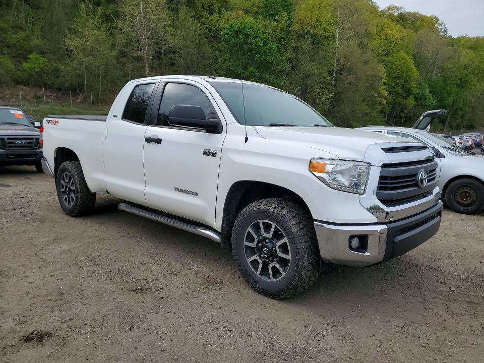 2015 Toyota Tundra SR5
