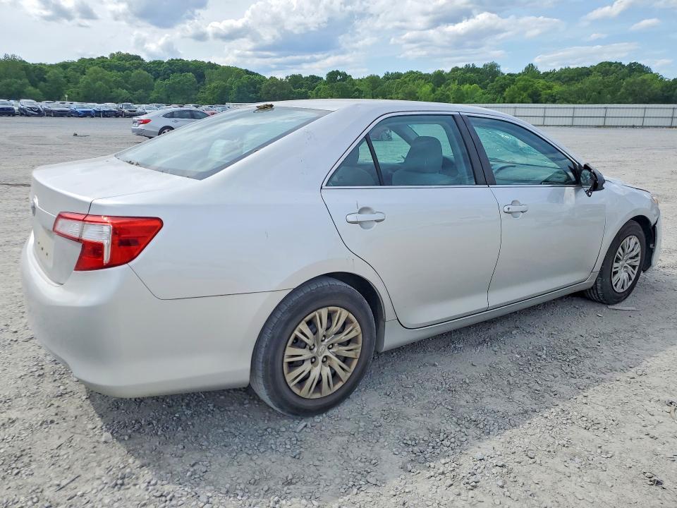 2012 Toyota Camry l