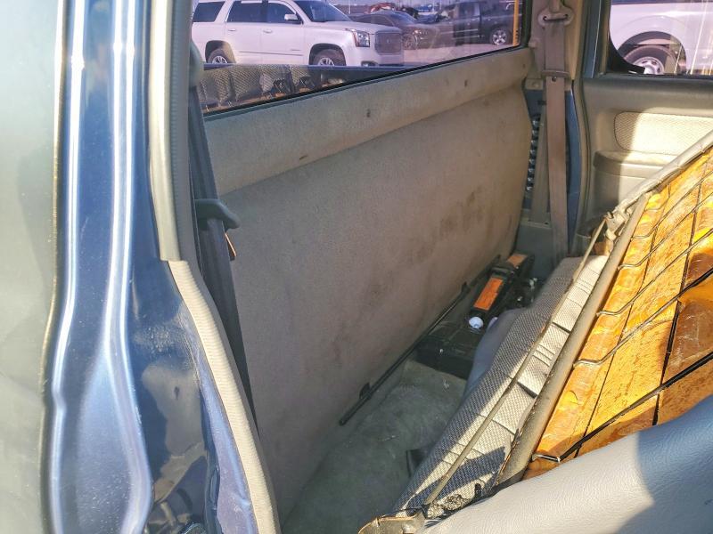 2000 Nissan Frontier xe