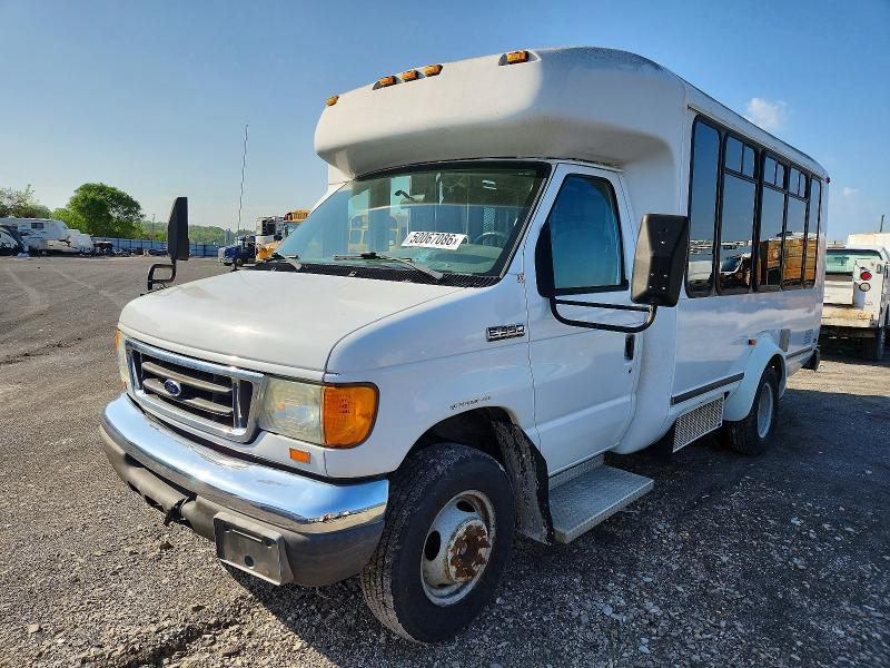 2007 Ford Econoline E350 Super Duty Cutaway Van