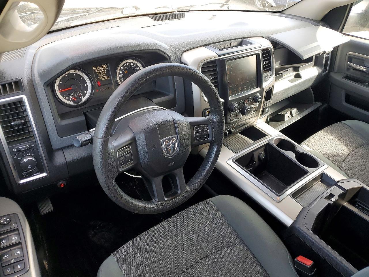 2015 Dodge RAM 1500 SLT