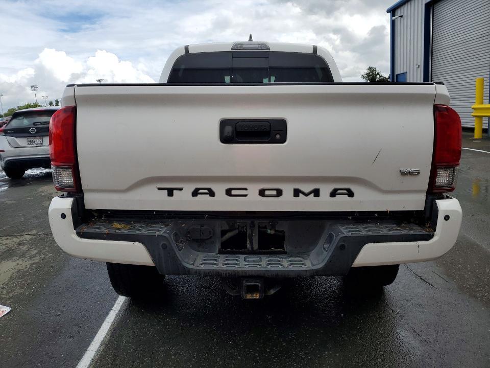 2018 Toyota Tacoma TRD OFF-Road