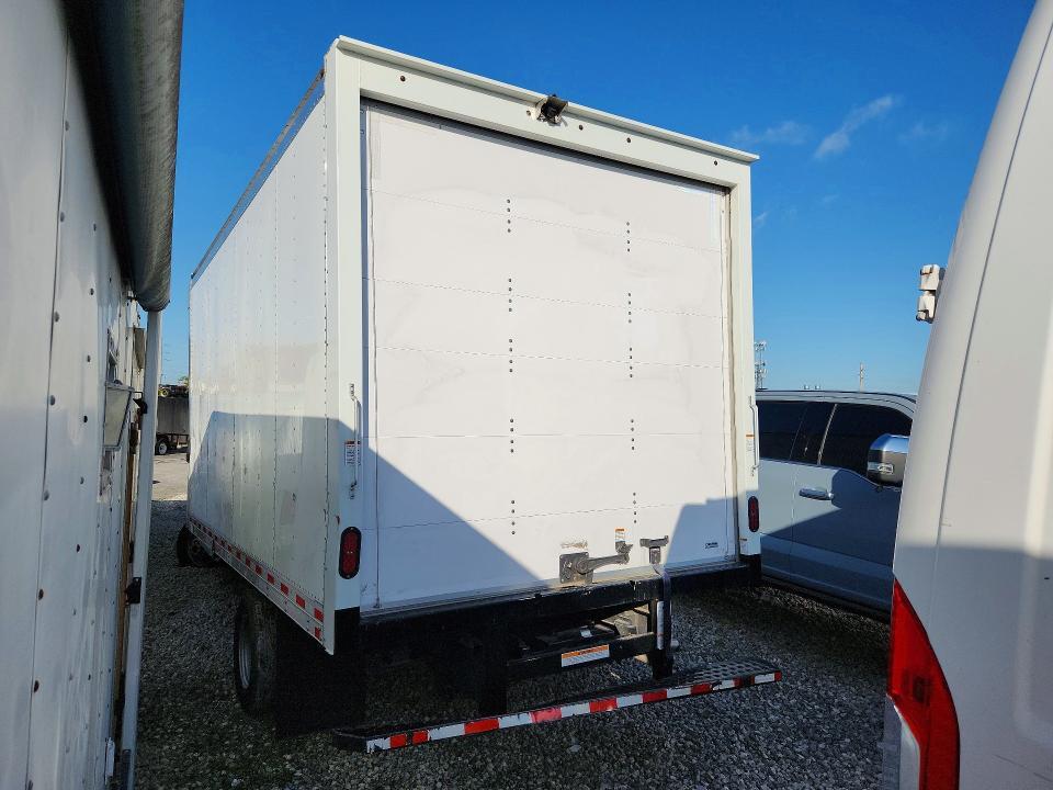 2025 GMC Savana BOX Truck