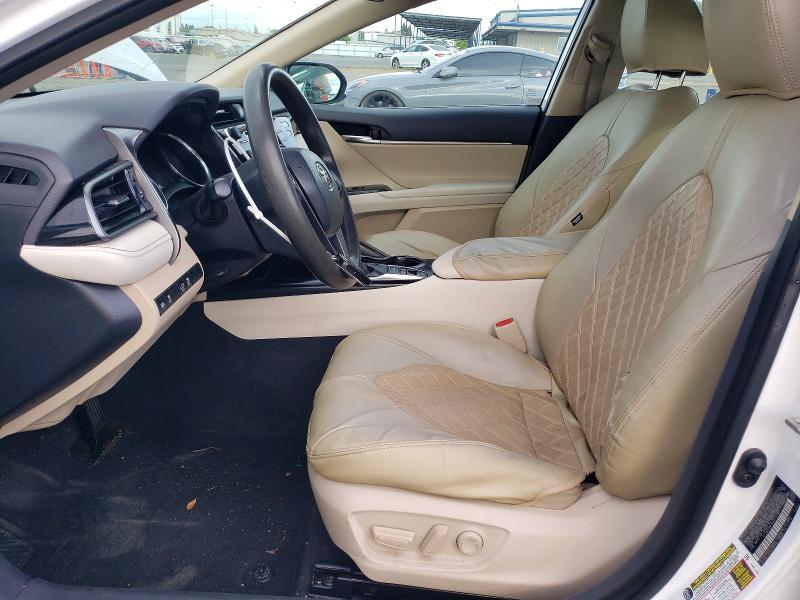 2019 Toyota Camry le