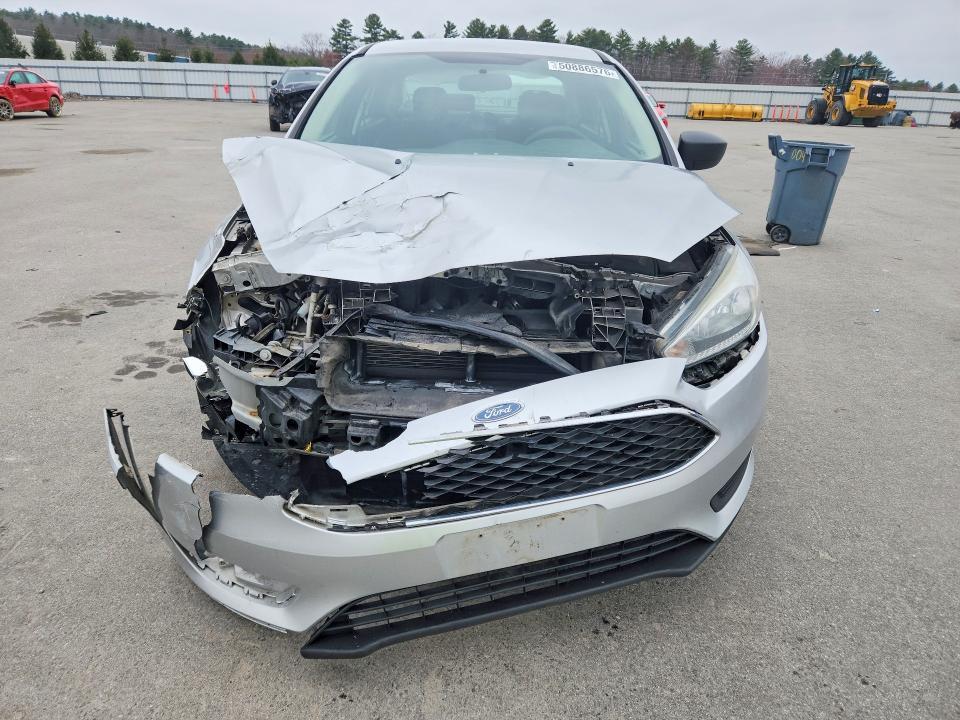 2015 Ford Focus s