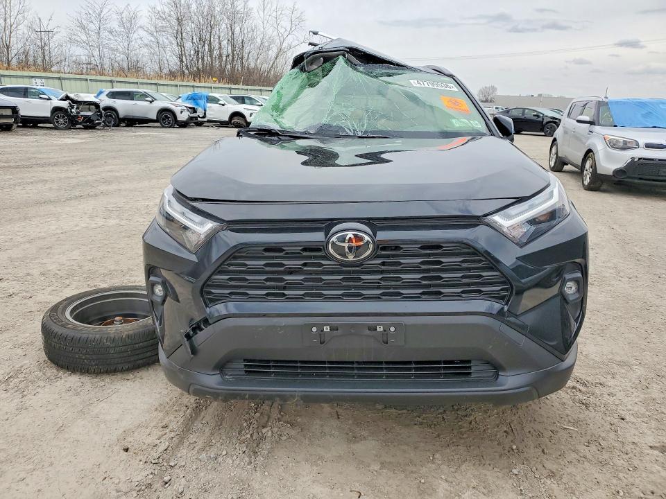 2025 Toyota Rav4 Hybrid xle Premium