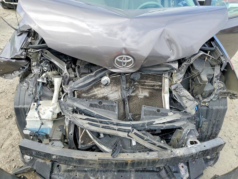 2011 Toyota Sienna Base 7-passenger