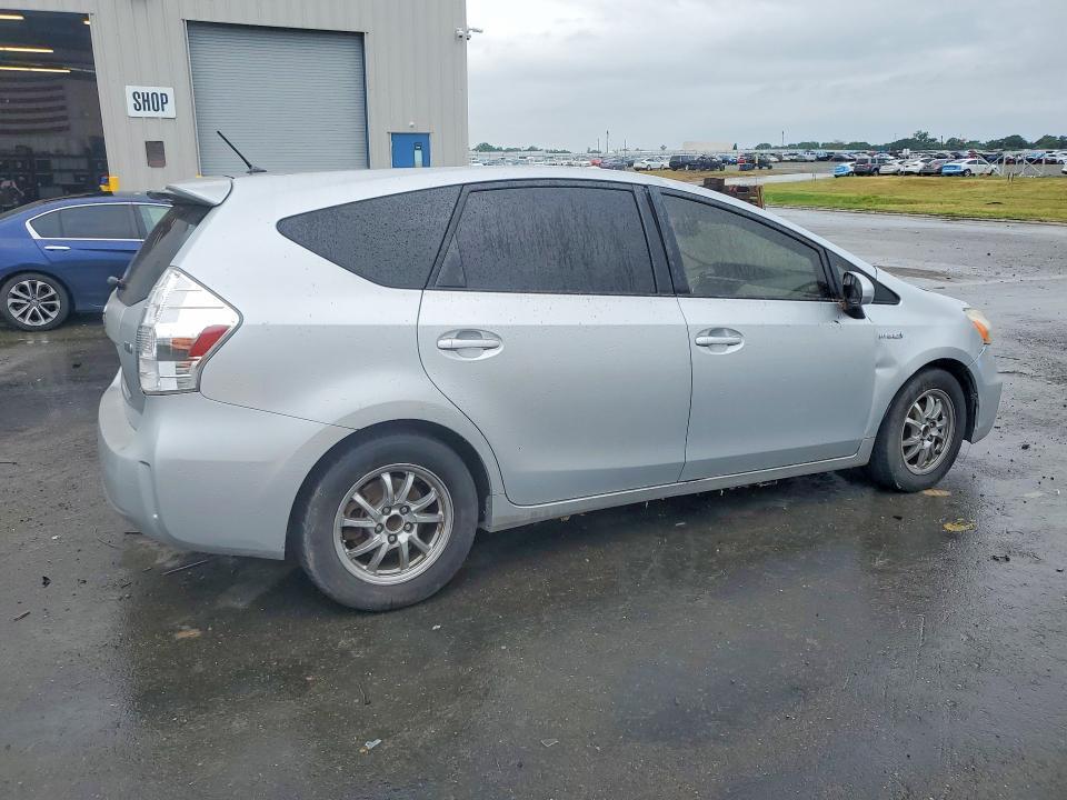 2014 Toyota Prius v