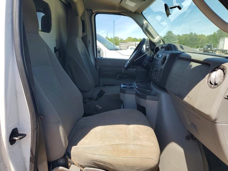 2010 Ford E350 Utility / Service Truck