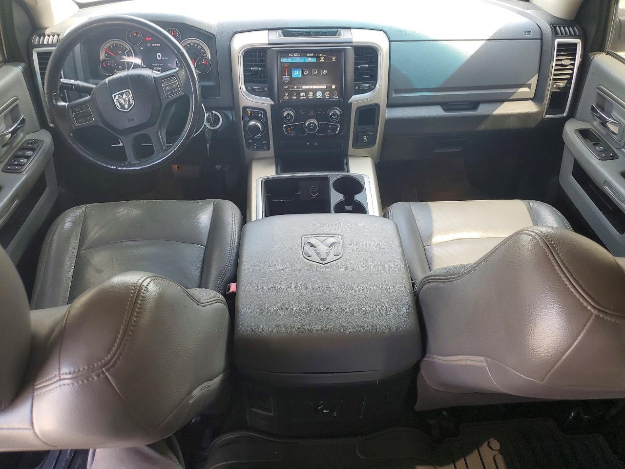 2014 Dodge RAM 1500 SLT