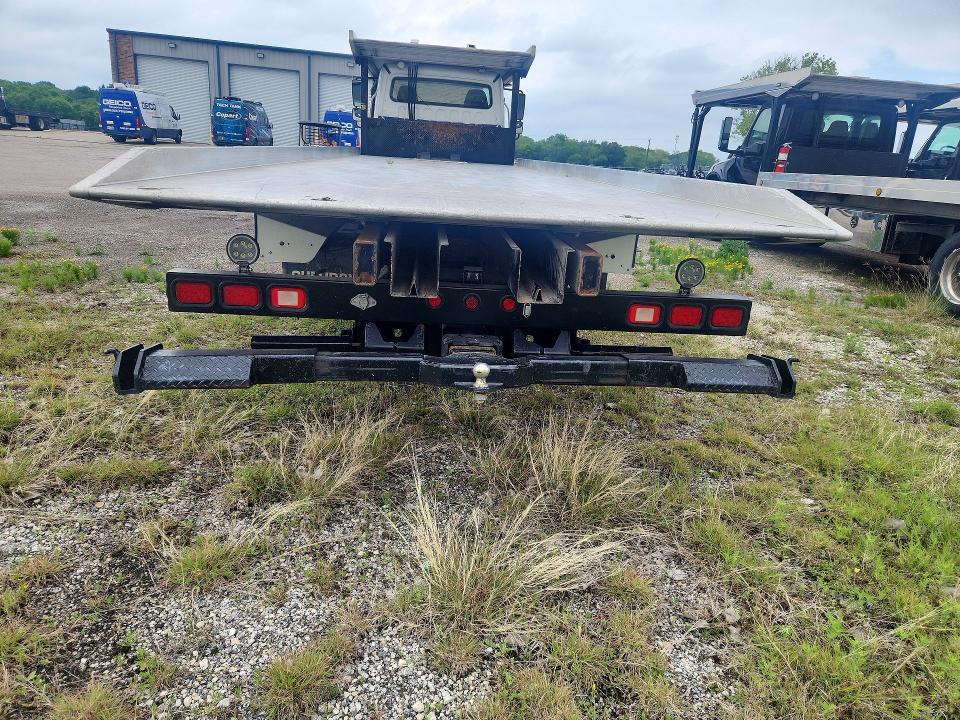 2017 Freigliner 2017 Freightliner Business Class M2 Rollback TOW T