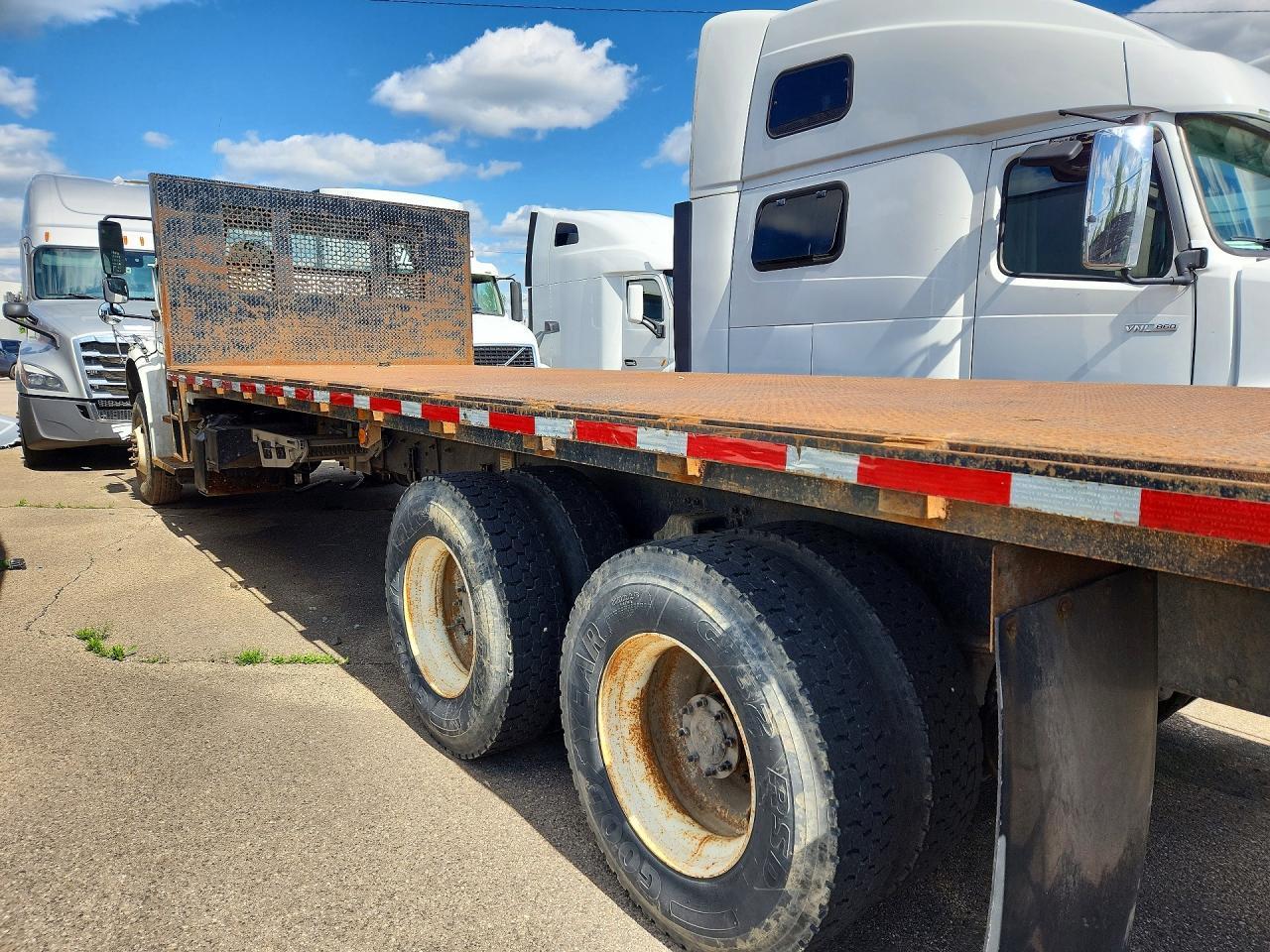 2013 Freightliner M2 106 Medium Duty