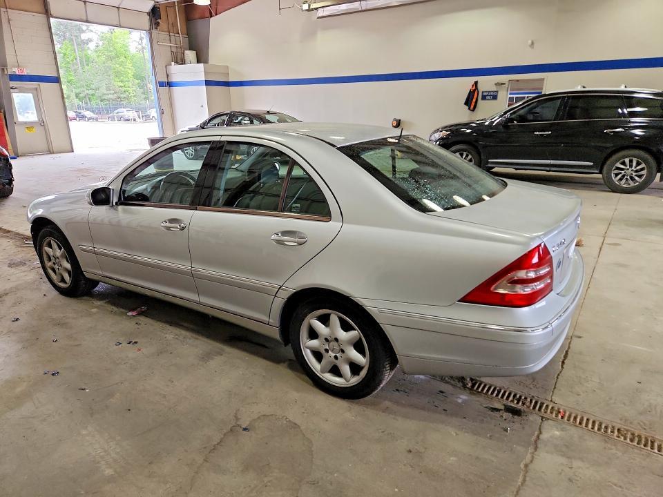 2002 Mercedes-Benz C 240