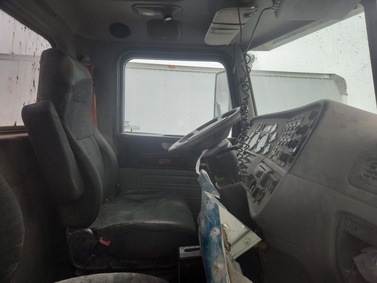 2019 Peterbilt 389 Semi Truck