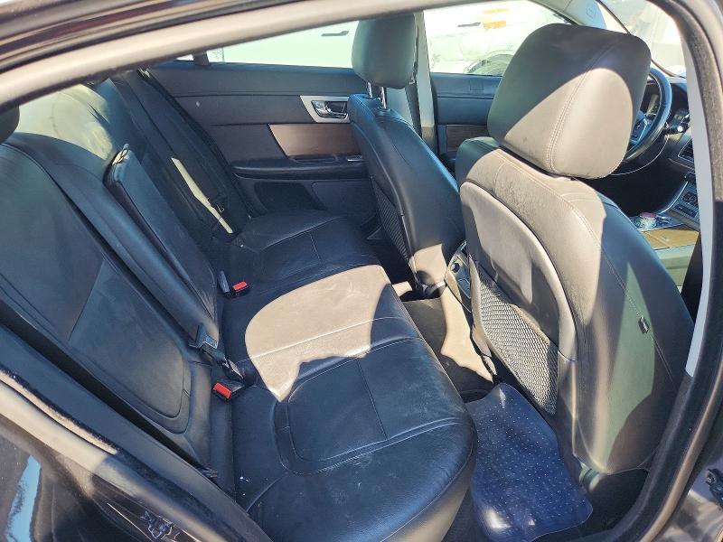2015 Jaguar Xf 2.0t Premium