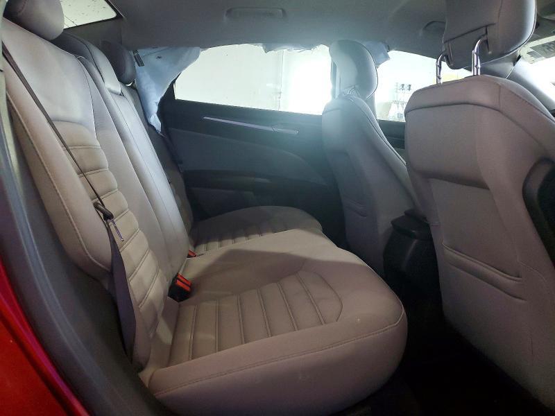 2013 Ford Fusion s