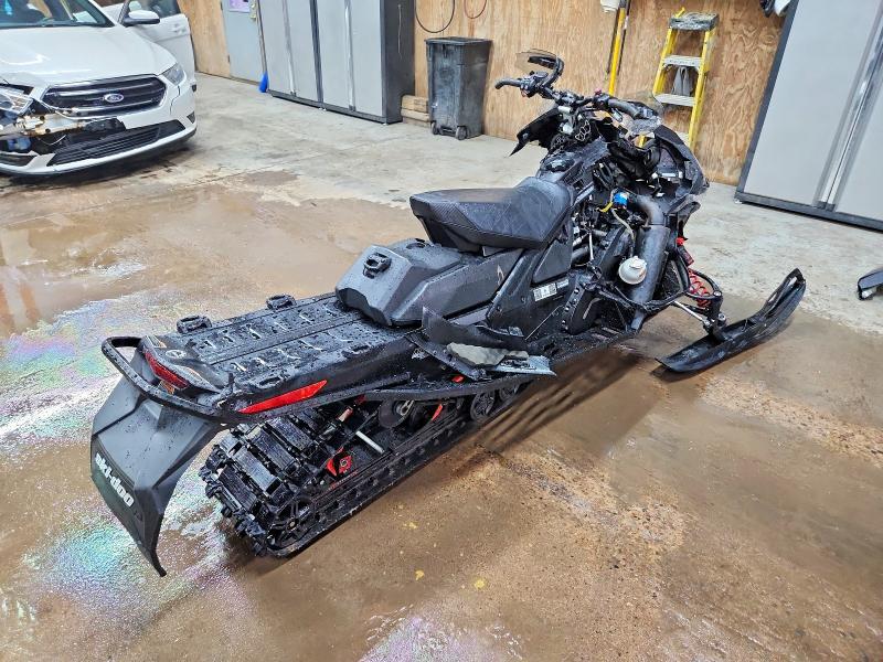 2021 Skidoo Doo Renegade xrs