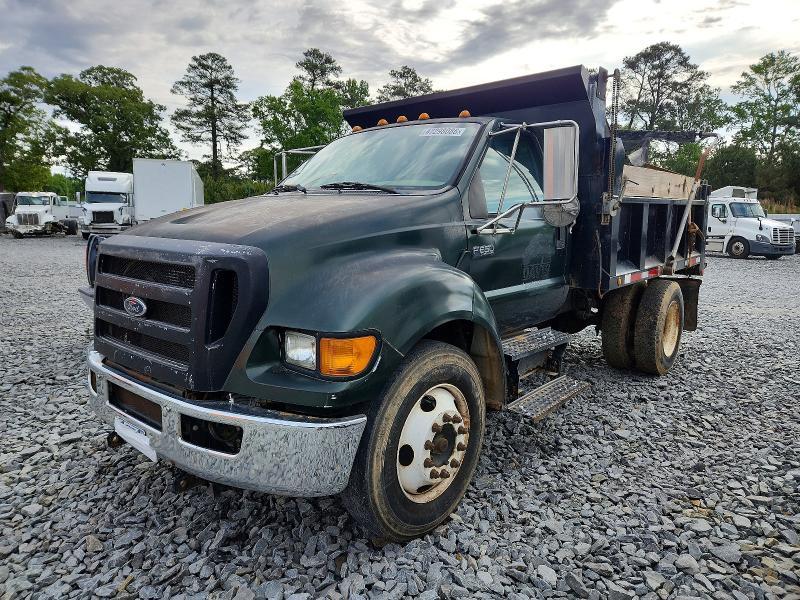 2005 Ford F650 Super Duty Dump Truck