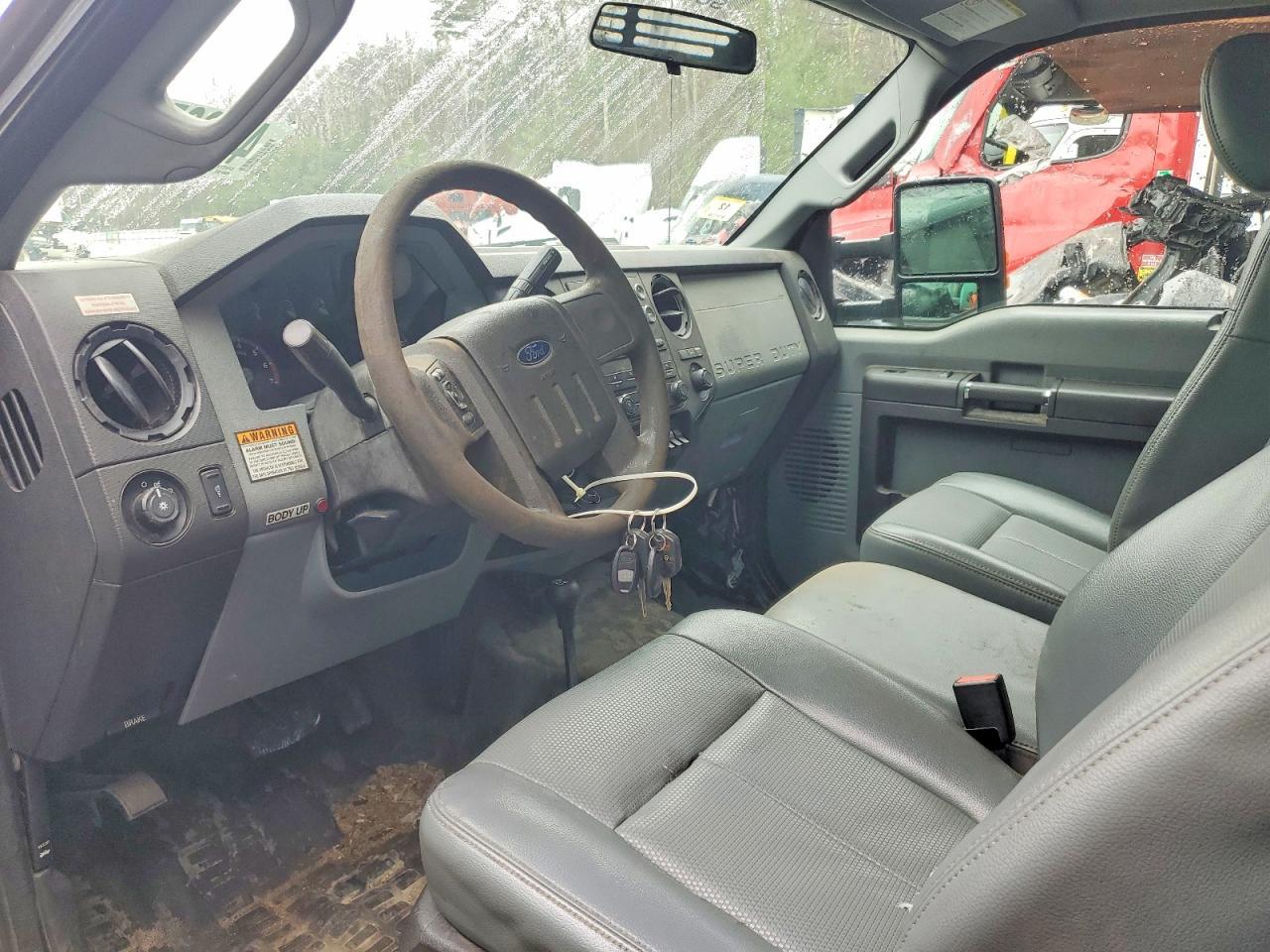 2015 Ford F350 Super Duty Dump Truck