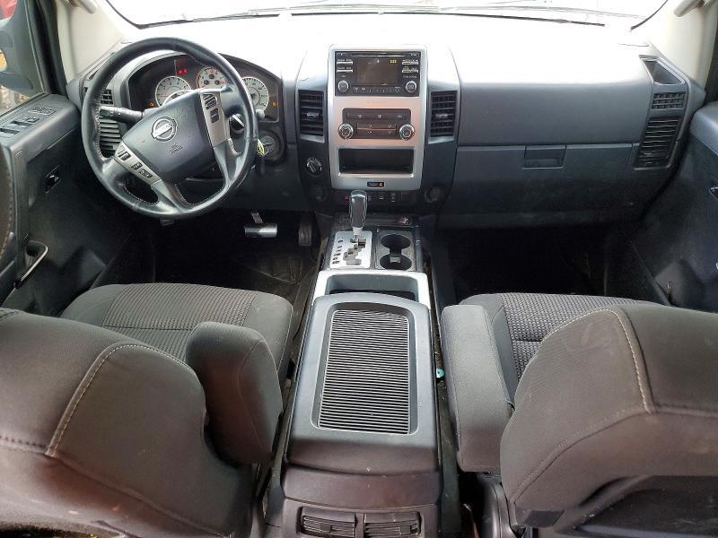 2013 Nissan Titan sv