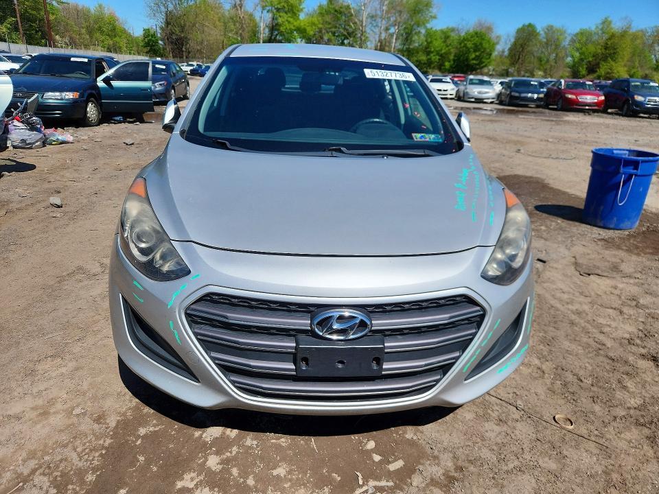 2017 Hyundai Elantra gt Base