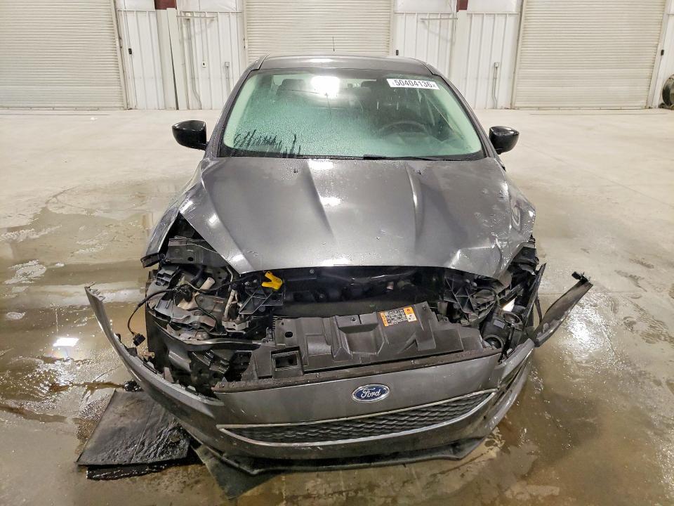 2016 Ford Focus s