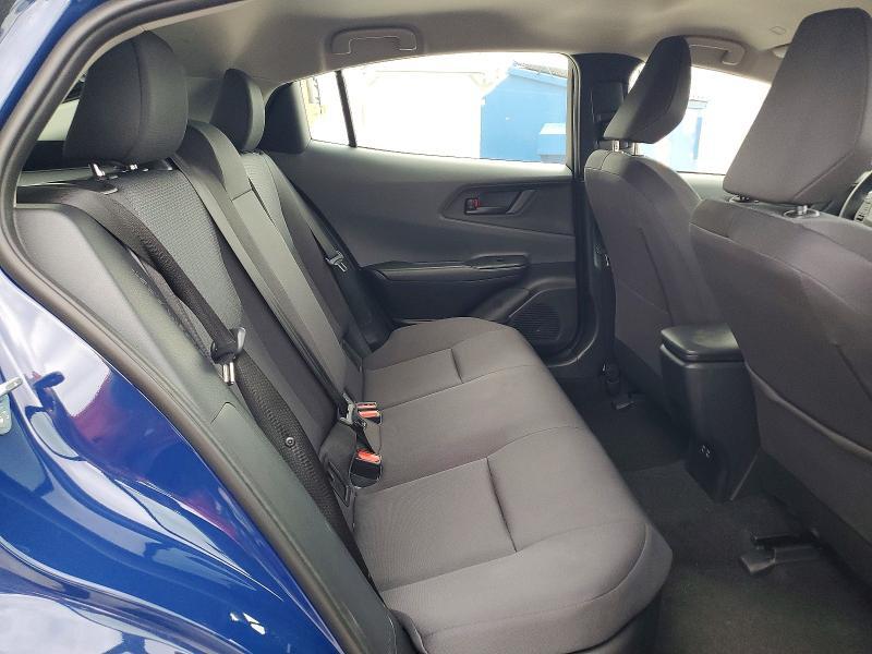 2026 Toyota Prius le