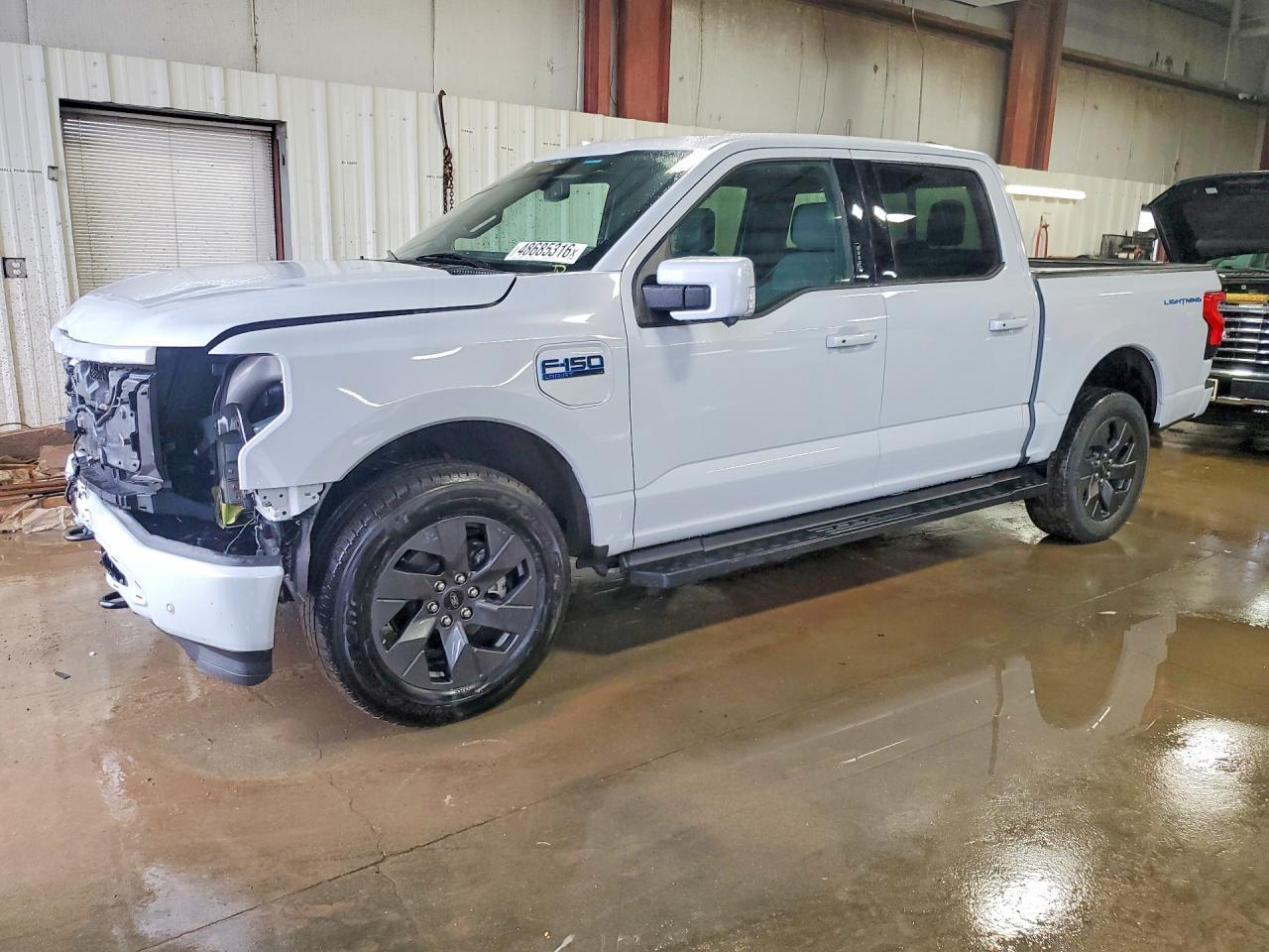 2025 Ford F150 Lightning Lariat