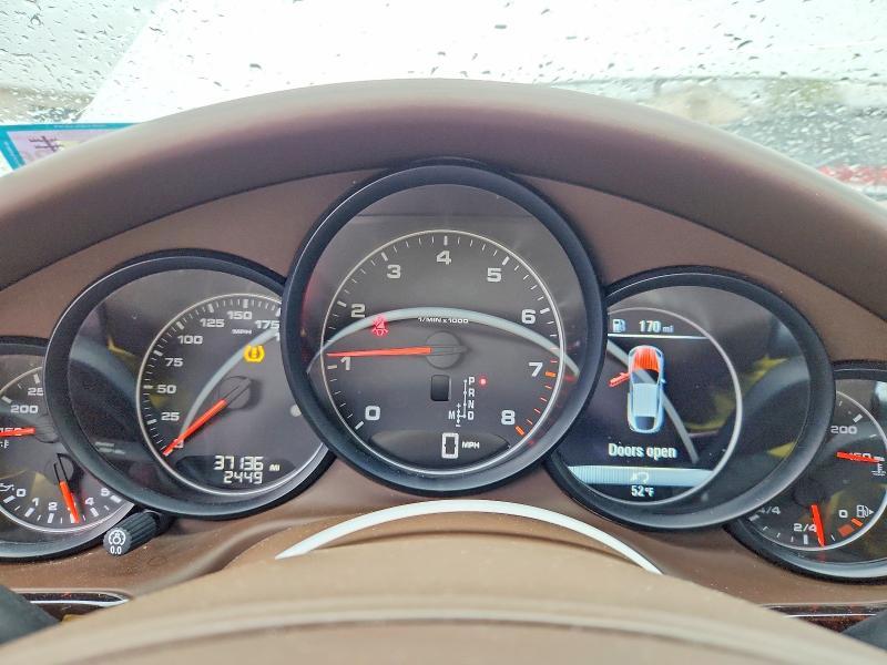2016 Porsche Panamera 2