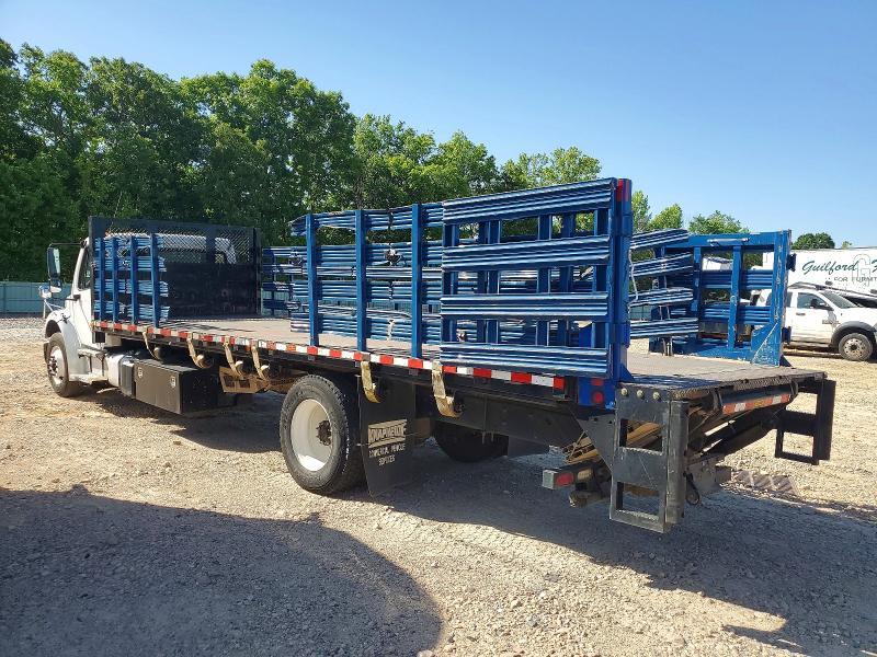2016 Freigliner 2016 Freightliner Business Class M2 Flatbed Truck