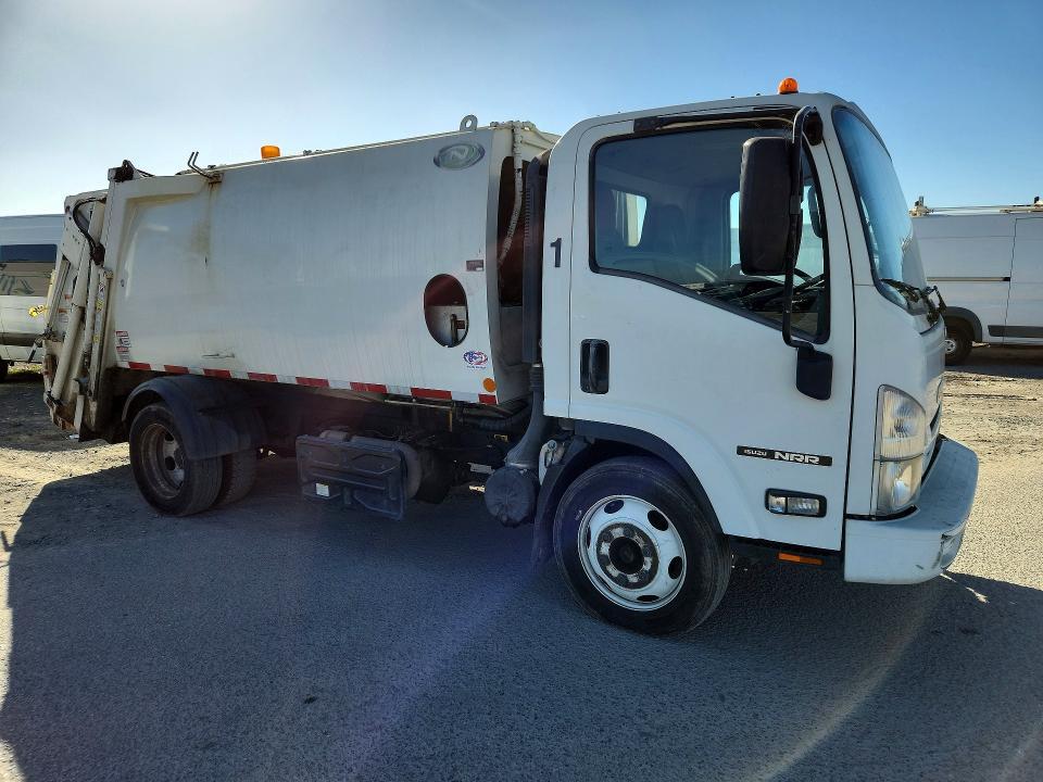 2017 Isuzu NRR Refuse Truck