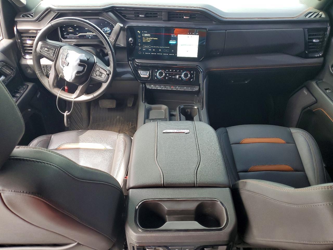 2024 GMC Sierra K2500 AT4