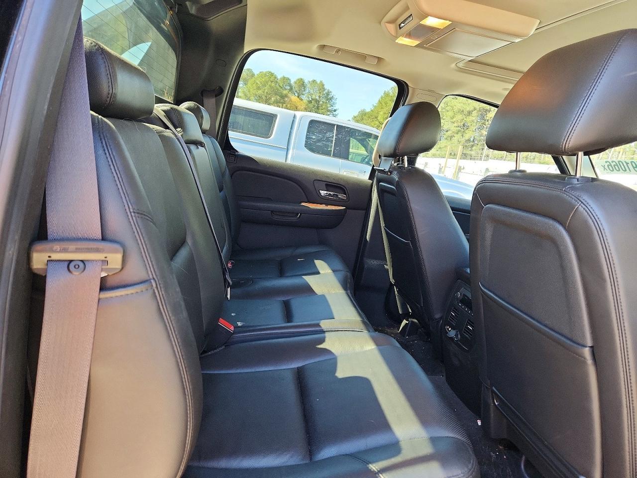 2013 Chevrolet Avalanche LTZ