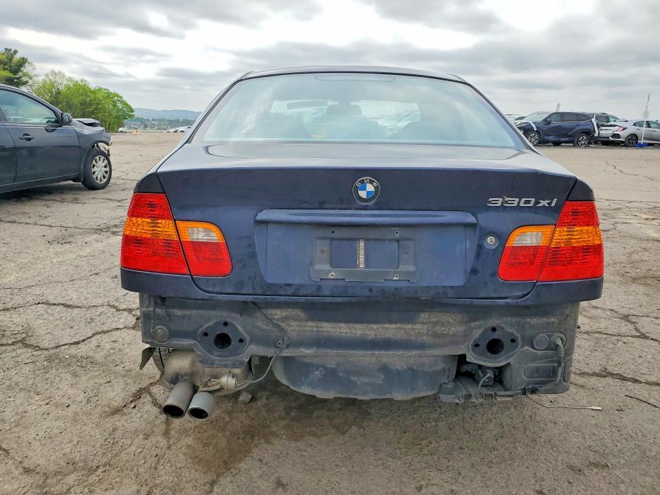 2002 BMW 330 xi