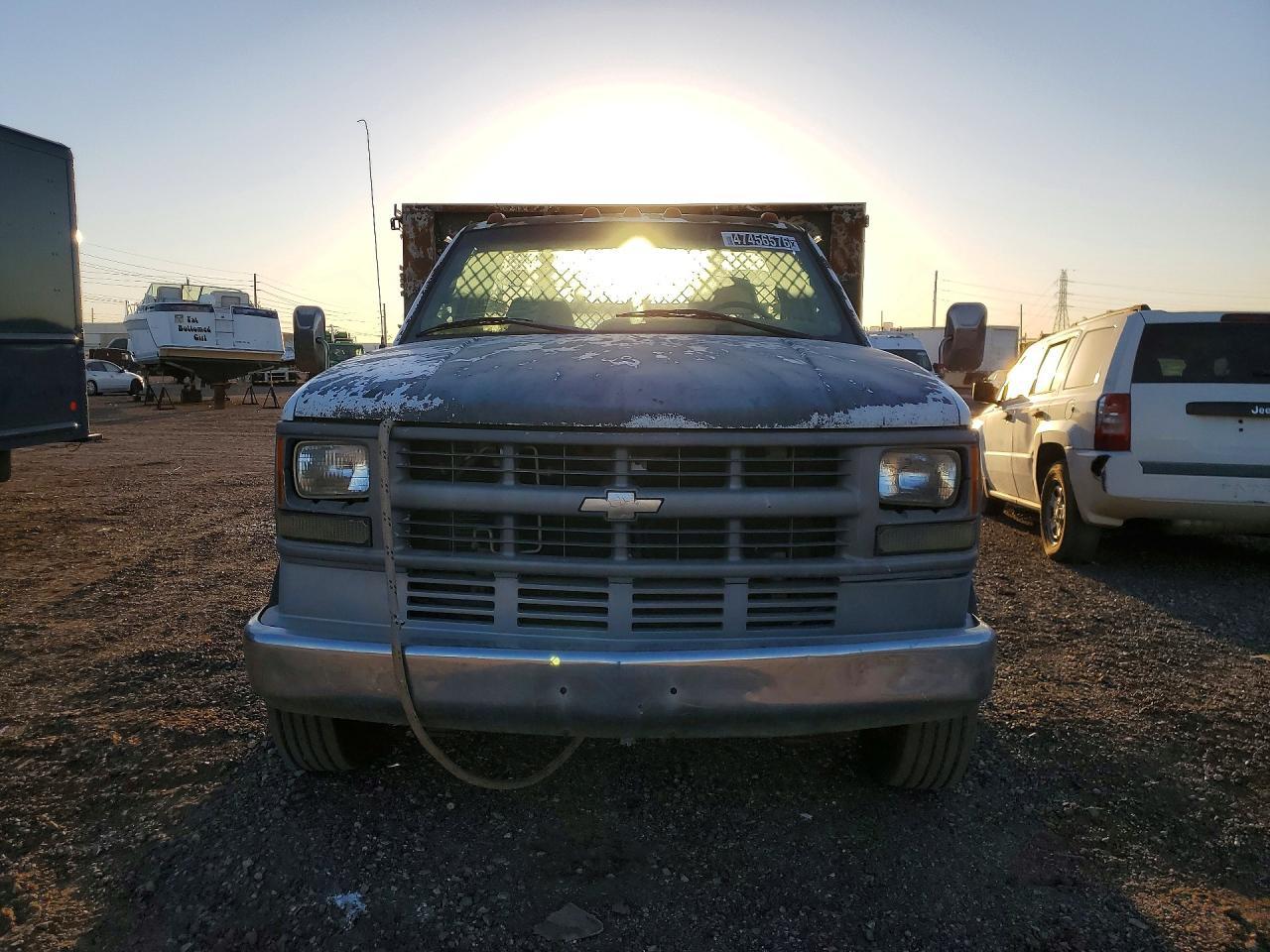1995 Chev Rolet GMT-400 Flatbed Truck