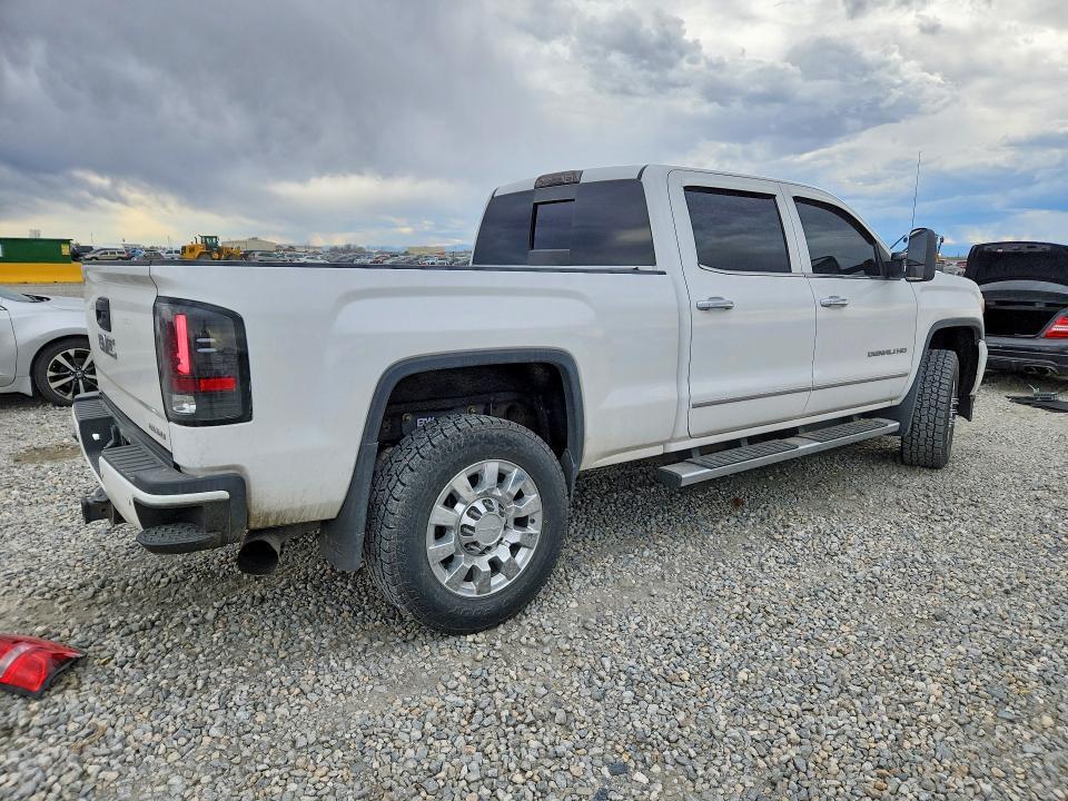 2015 GMC Sierra K2500 Denali