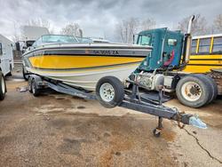 Formula Vehiculos salvage en venta: 1988 Formula Boat 242-boat