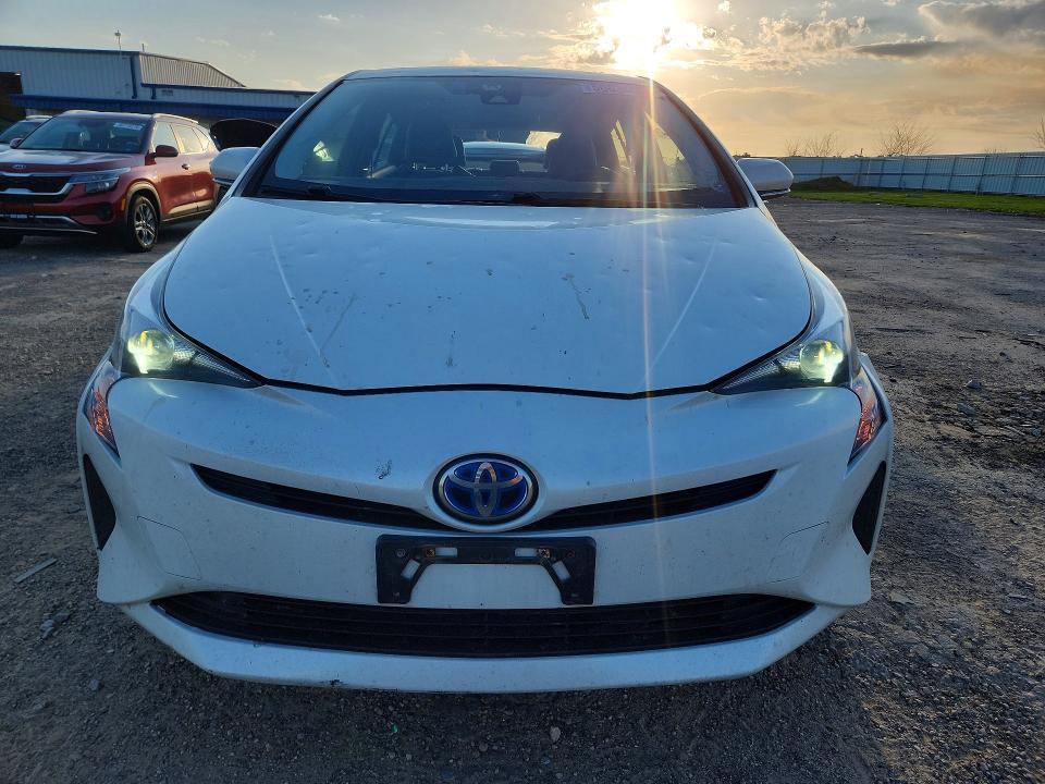 2016 Toyota Prius Four